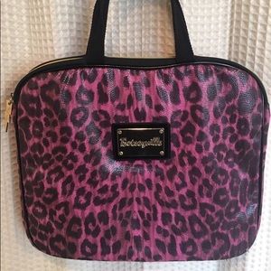 BETSEYVILLE PINK & BLACK LEOPARD LAPTOP CASE